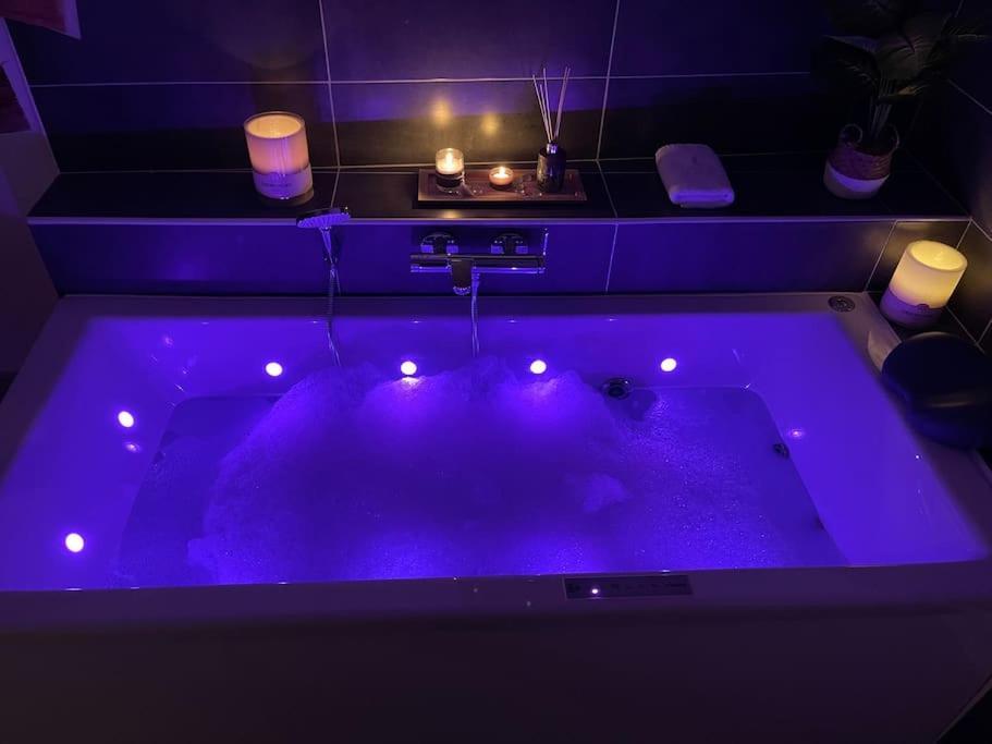 Suites Mana - La Perle Des Isles , Superbe Maison Art Deco Avec Balneotherapie Rethel Zewnętrze zdjęcie
